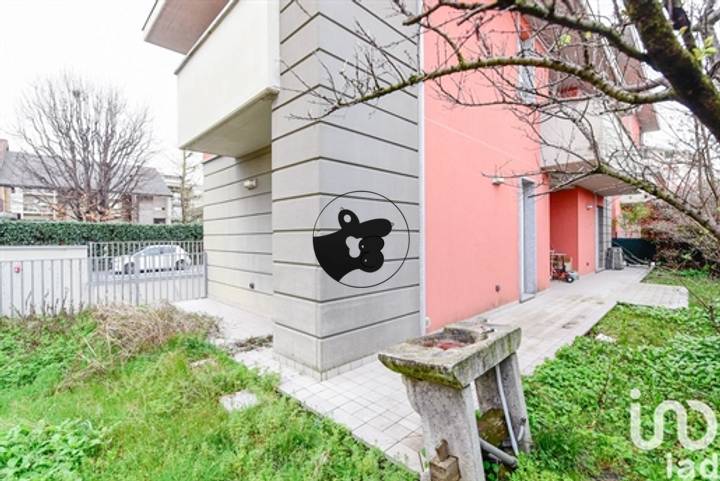 2 bedrooms apartment for sale in Cantu, Italy