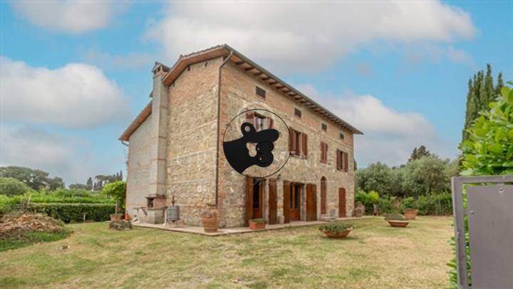4 bedrooms house for sale in Cetona, Italy