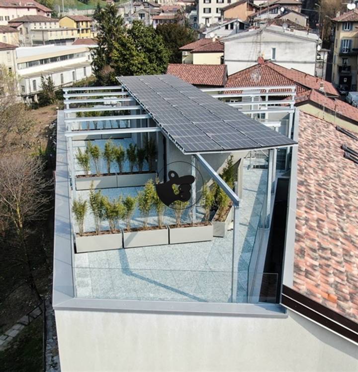 3 bedrooms apartment for sale in Lecco, Italy