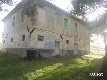  house in Provincia di Ascoli Piceno, Italy