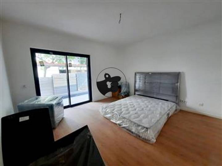 2 bedrooms apartment in Faro (Se), Portugal