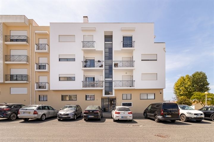 3 bedrooms apartment for sale in Nazare, Portugal