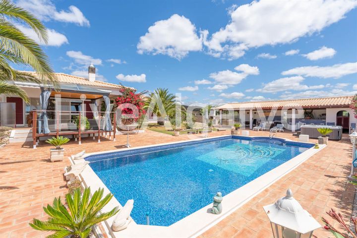 4 bedrooms house for sale in Bensafrim e Barao de Sao Joao, Portugal