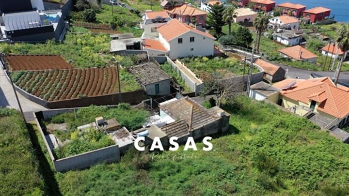 House for sale in Arco Da Calheta, Portugal