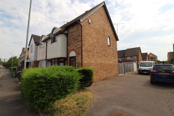 2 bedrooms house for sale in Grays, United Kingdom