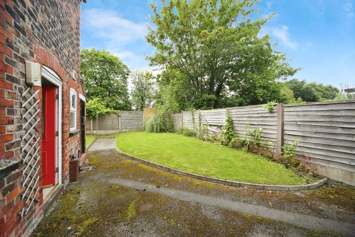 3 bedrooms house for sale in Altrincham, United Kingdom