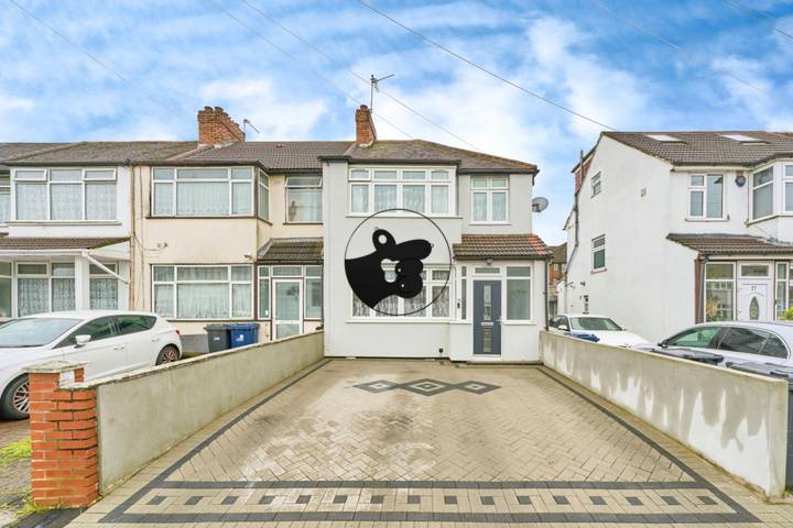 3 bedrooms house for sale in Southall, United Kingdom