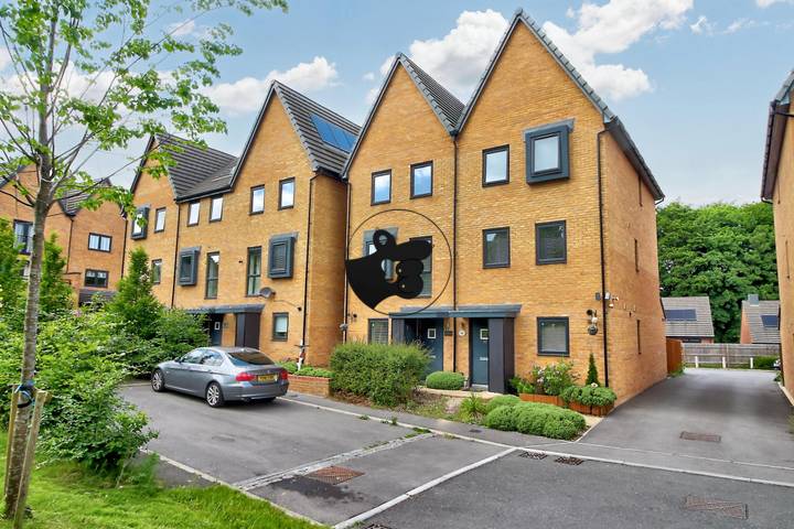 4 bedrooms house for sale in Basingstoke, United Kingdom