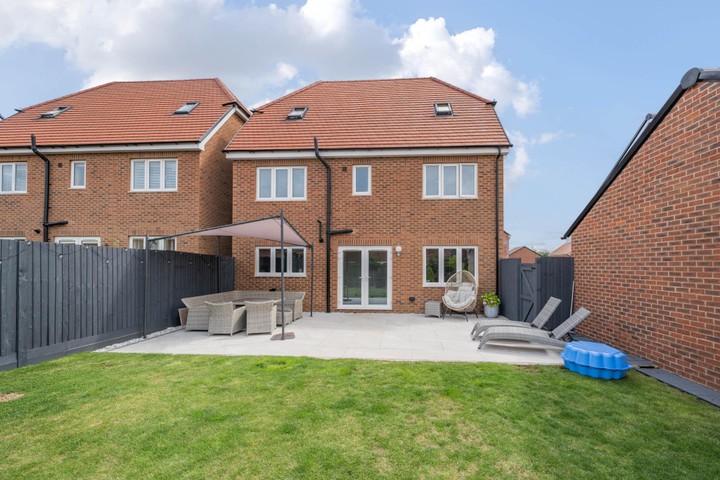 5 bedrooms house for sale in Tadley, United Kingdom