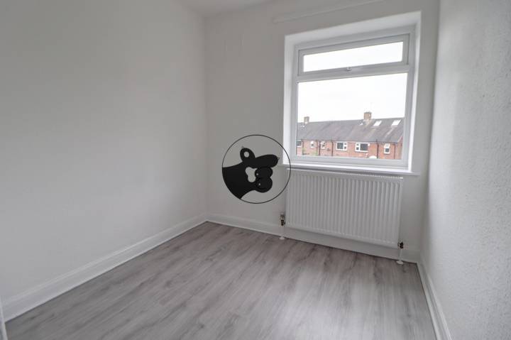 2 bedrooms house for sale in Oldham, United Kingdom