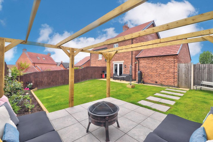 2 bedrooms house for sale in Swadlincote, United Kingdom