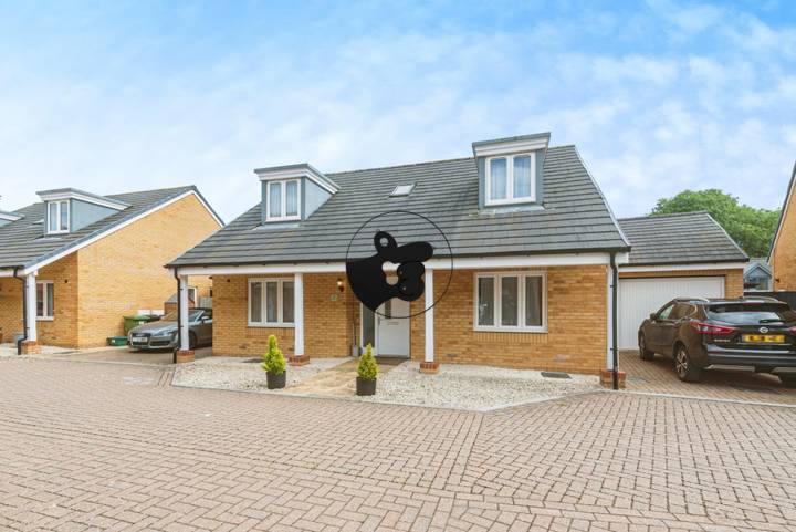 3 bedrooms house for sale in Basingstoke, United Kingdom