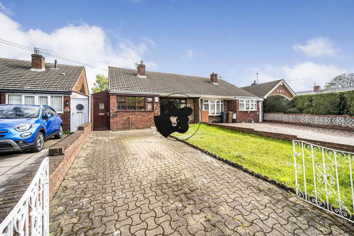 2 bedrooms house for sale in Willenhall, United Kingdom