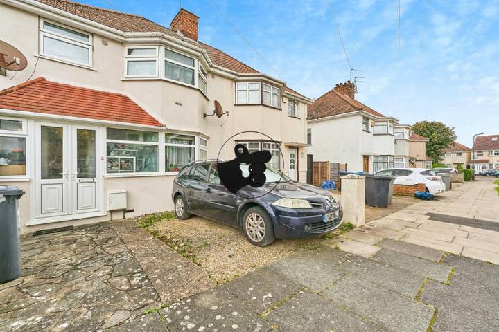 3 bedrooms house for sale in Wembley, United Kingdom