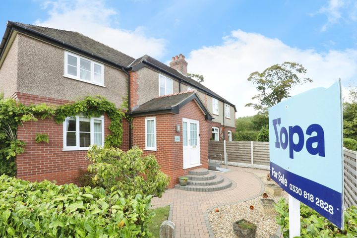 4 bedrooms house for sale in Stoke-On-Trent, United Kingdom