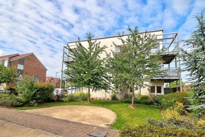 2 bedrooms apartment for sale in Basingstoke, United Kingdom