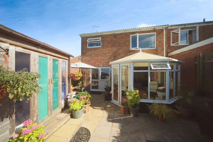 3 bedrooms house for sale in Chard, United Kingdom