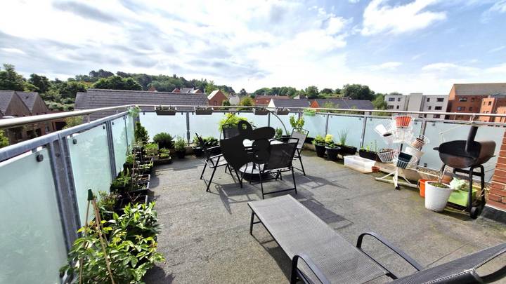 2 bedrooms apartment for sale in Telford, United Kingdom