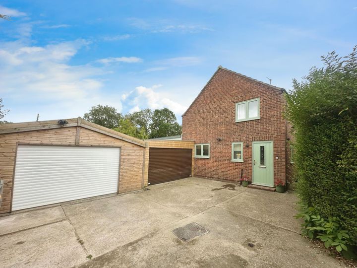 4 bedrooms house for sale in Saxilby, United Kingdom