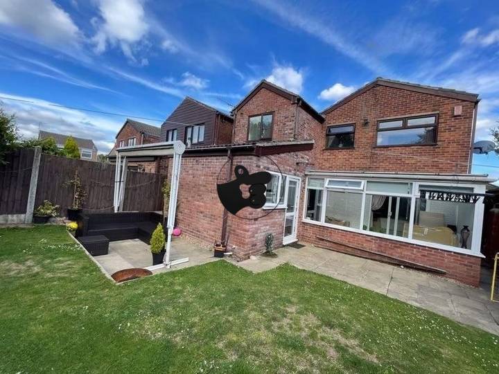 4 bedrooms house for sale in Stoke-On-Trent, United Kingdom