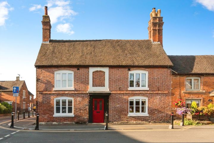 6 bedrooms house for sale in Uttoxeter, United Kingdom