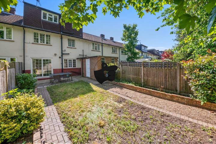 3 bedrooms house for sale in London, United Kingdom