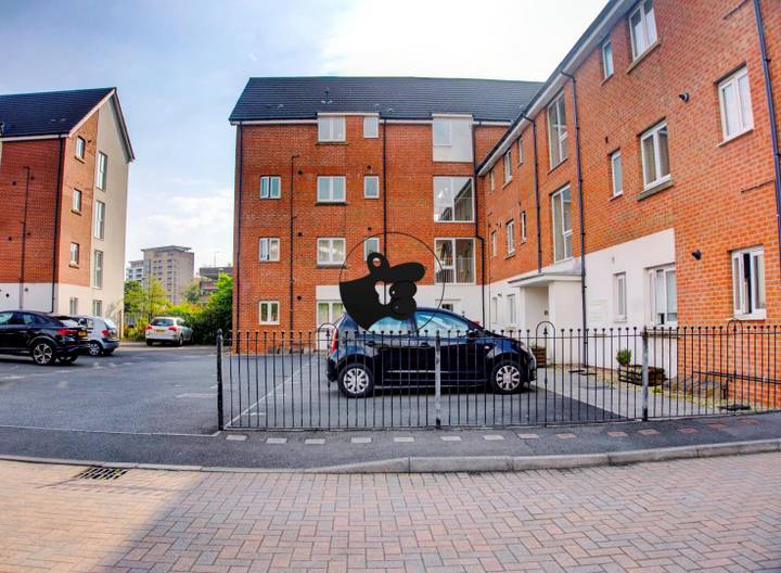 2 bedrooms apartment for sale in Swansea, United Kingdom