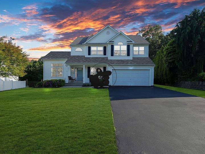 4 bedrooms house in Manorville, United States