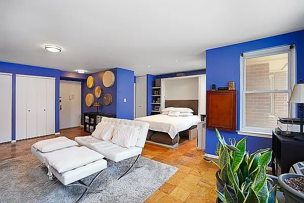 -- rooms apartment in Bronx County, United States