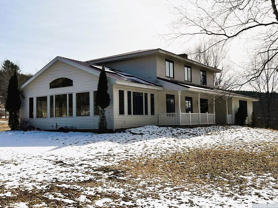 274 County Route 11, Prattsville, NY 12468