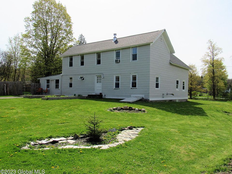 5 rooms house in Rensselaer County, United States
